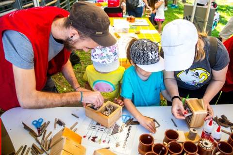 L'AMB organitza mig centenar de propostes gratuïtes per gaudir dels parcs, platges i rius metropolitans