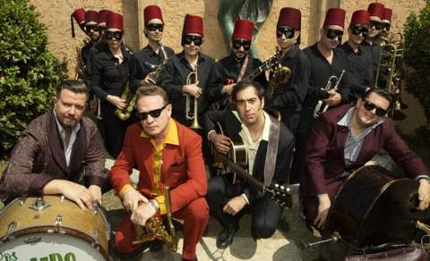 Els Mambo Jambo Arkestra posen música a Atrium Viladecans