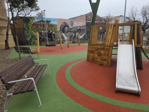 Inauguració del nou parc Rosa Maria Comajuncosa