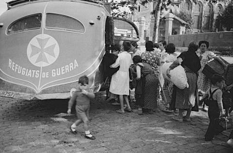 La mostra fa un recull de fotografies de l'època (Fotografia: Fons Pérez de Rozas)