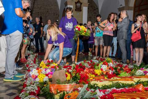 Ofrena floral a Sant Boi Ofrena floral a Sant Boi