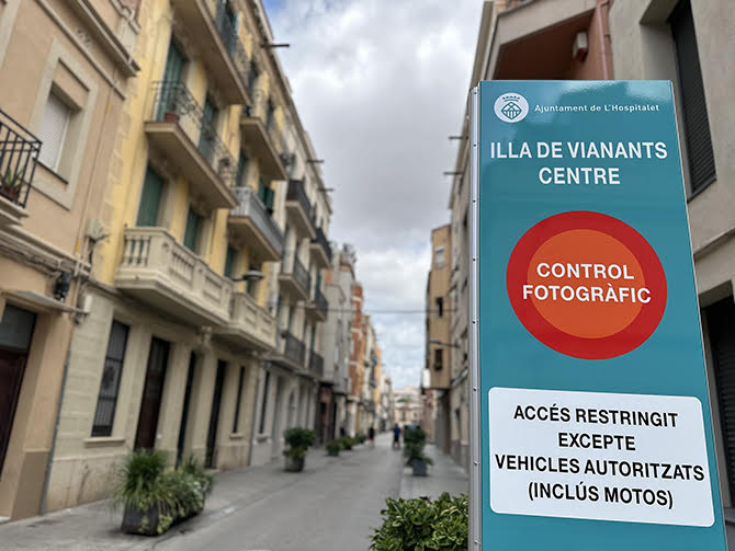 Entra en funcionament l’illa de vianants del barri Centre de l'Hospitalet