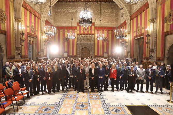 Un centenar de metròpolis signen una declaració per avançar en neutralitat climàtica i habitatge