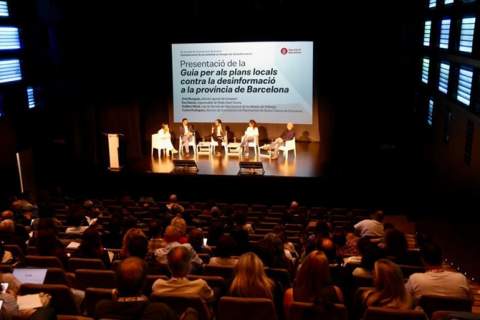 La Diputació presenta una guia per lluitar contra la desinformació