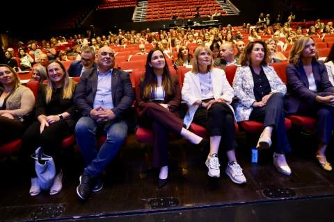 La Diputació de Barcelona referma el compromís contra l’abandonament escolar