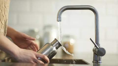 Les mesures suposen una reducció del consum d'aigua per persona (Fotografia: Arxiu)